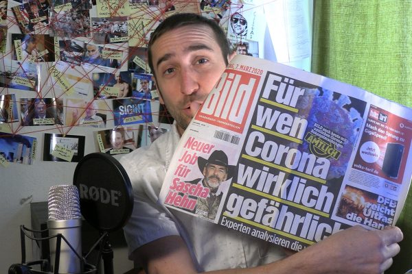 Photo 2 Des_Kaisers_Neue_Krone_Still_1_Walter_Schmuck